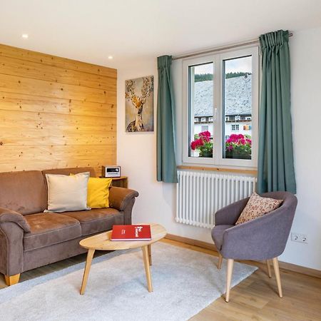 Gaestehaus Steiert Fewo Kuhbergblick レンツキルヒ エクステリア 写真