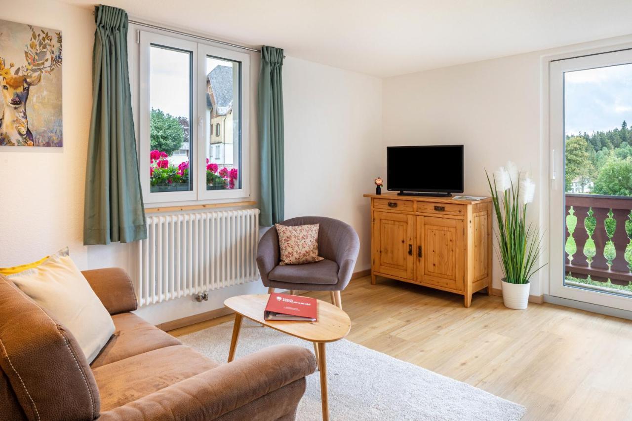 Gaestehaus Steiert Fewo Kuhbergblick レンツキルヒ エクステリア 写真