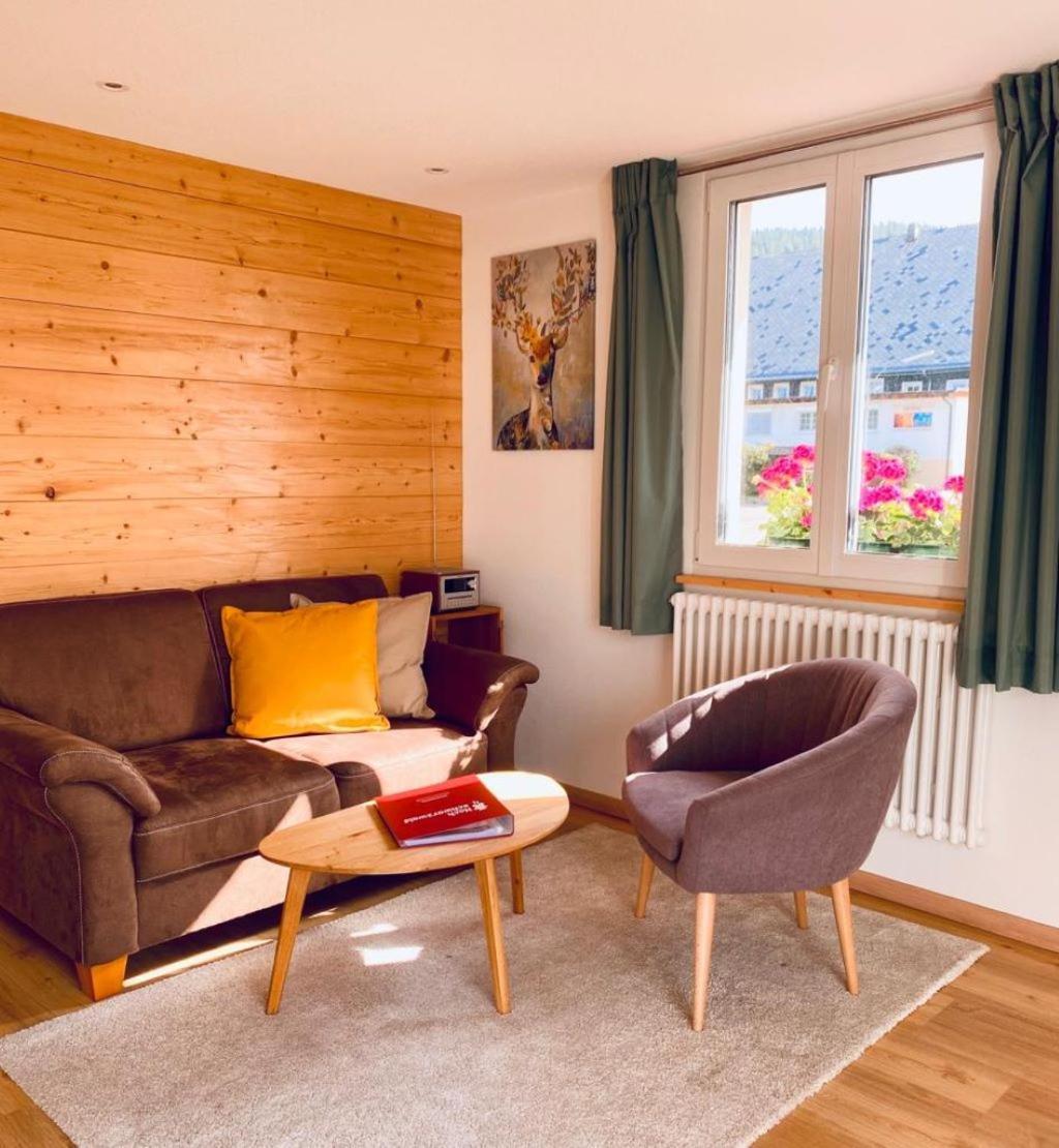 Gaestehaus Steiert Fewo Kuhbergblick レンツキルヒ エクステリア 写真